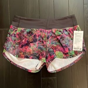 Lululemon Speed Up 4” inseam size 10